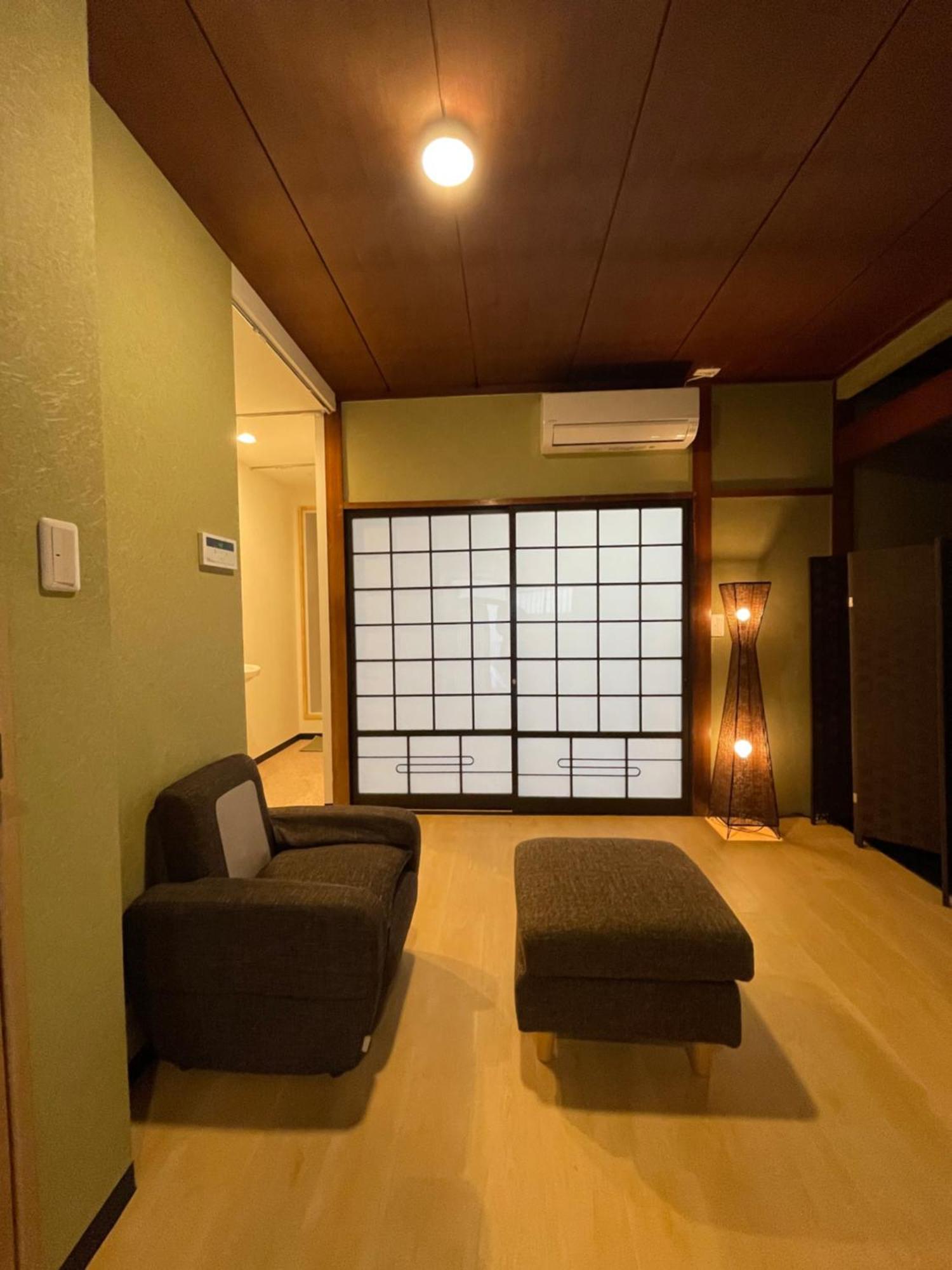 Namba Shinsaibashi 10 Mins Osaka Castle　East Appartement Buitenkant foto