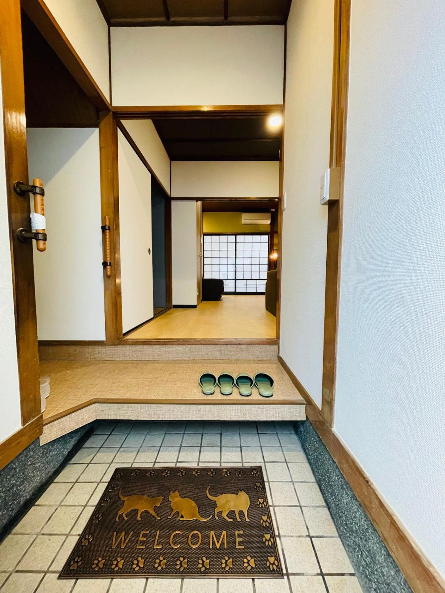 Namba Shinsaibashi 10 Mins Osaka Castle　East Appartement Buitenkant foto