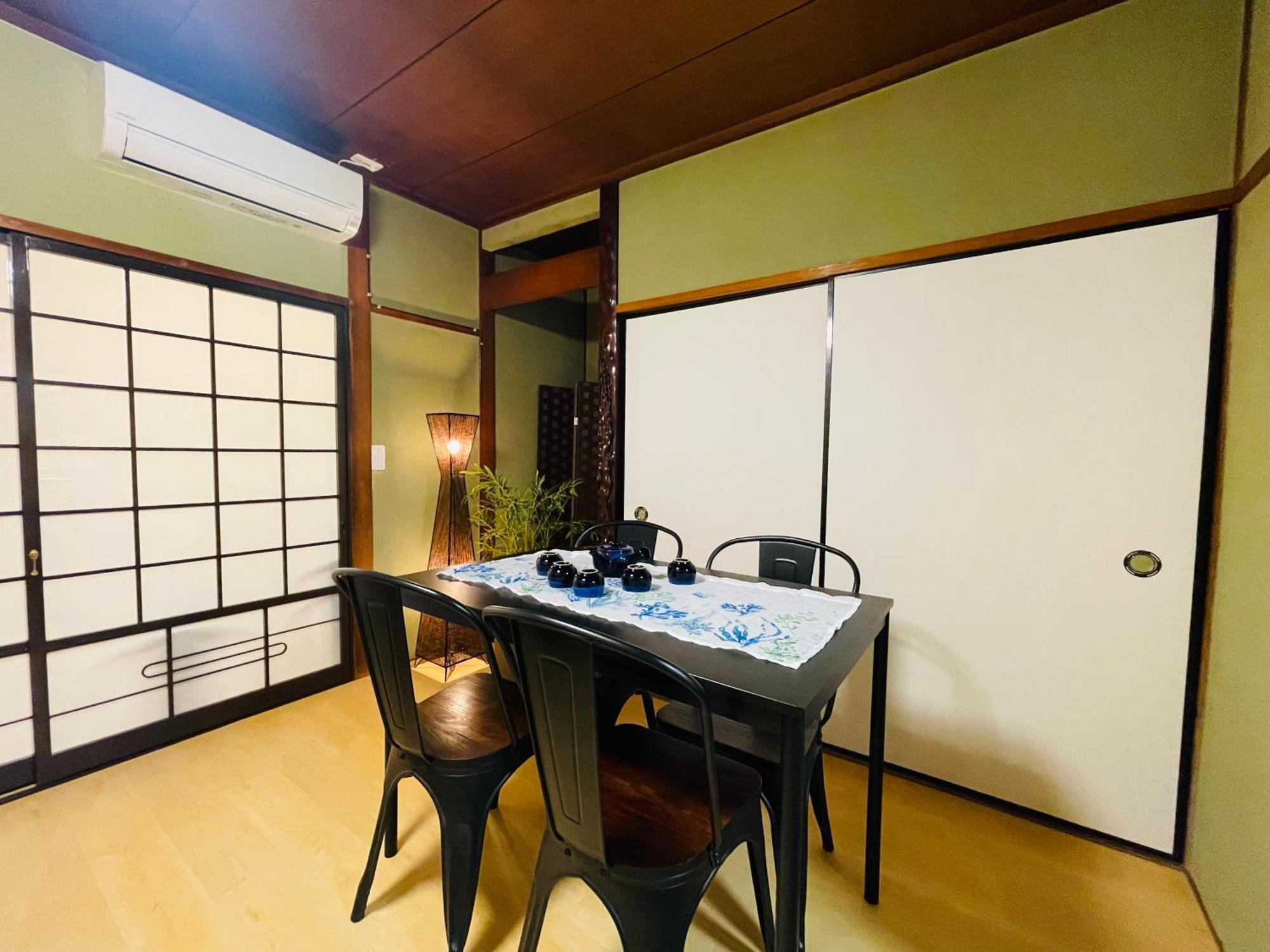Namba Shinsaibashi 10 Mins Osaka Castle　East Appartement Buitenkant foto