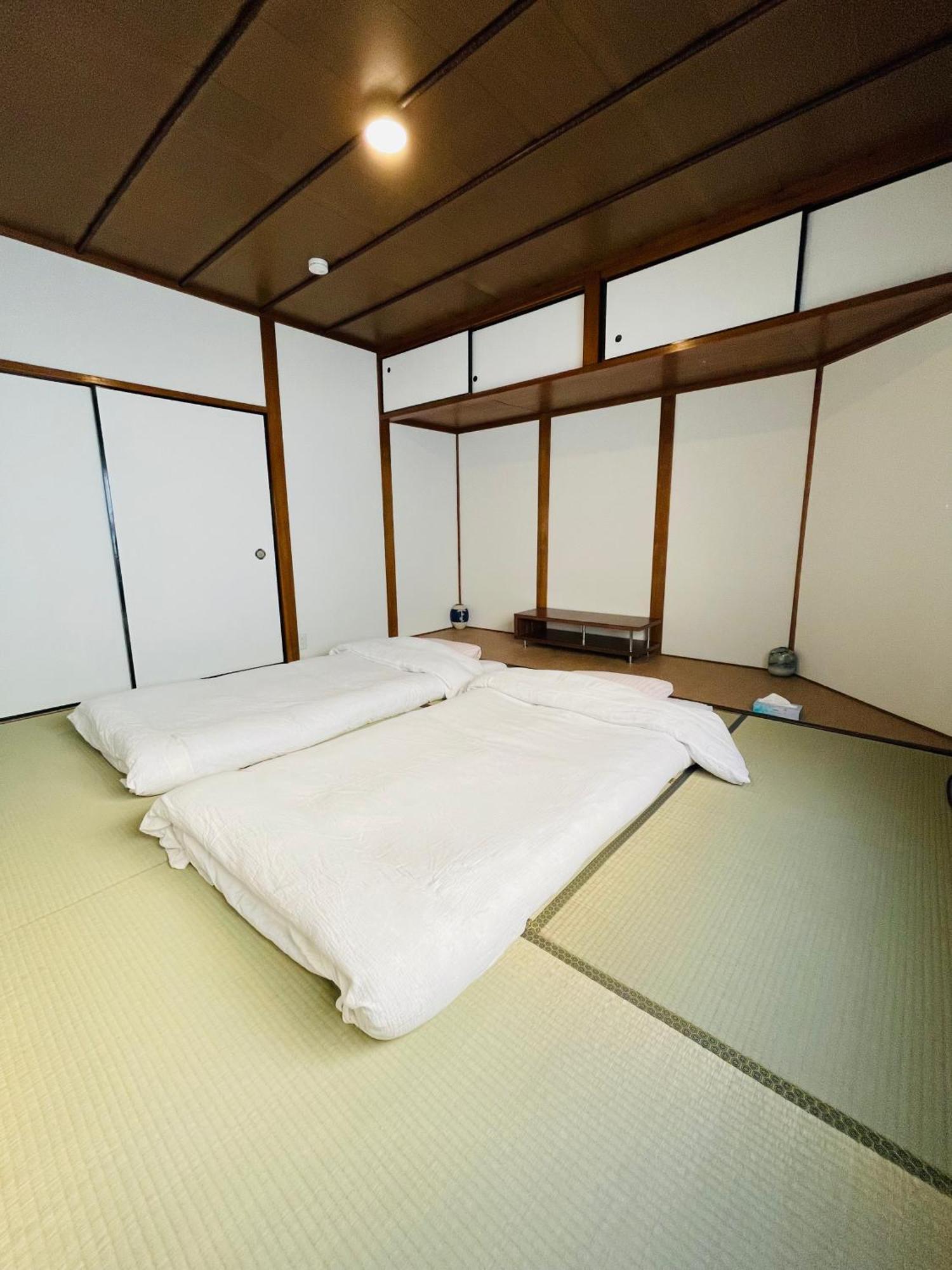 Namba Shinsaibashi 10 Mins Osaka Castle　East Appartement Buitenkant foto
